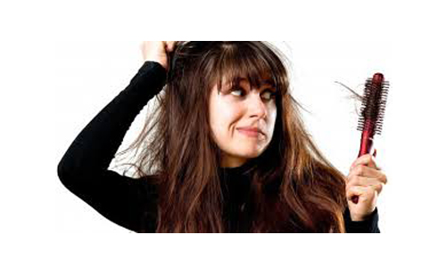 Tuyệt chiêu ngăn ngừa rụng tóc cho phụ nữ trung niên