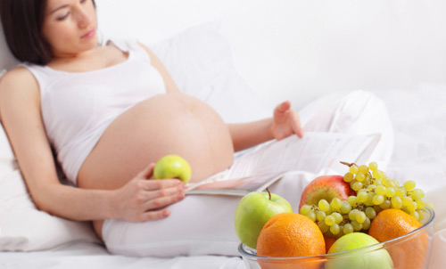 Bà bầu nên ăn gì để thai nhi khỏe mạnh thông minh?