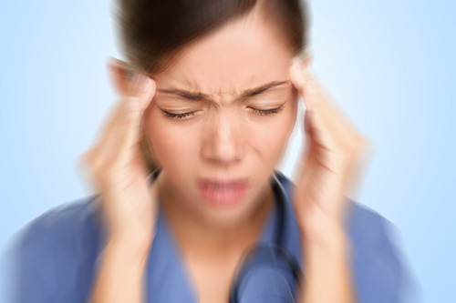 Biểu hiện đau đầu chủ yếu ở vùng đầu